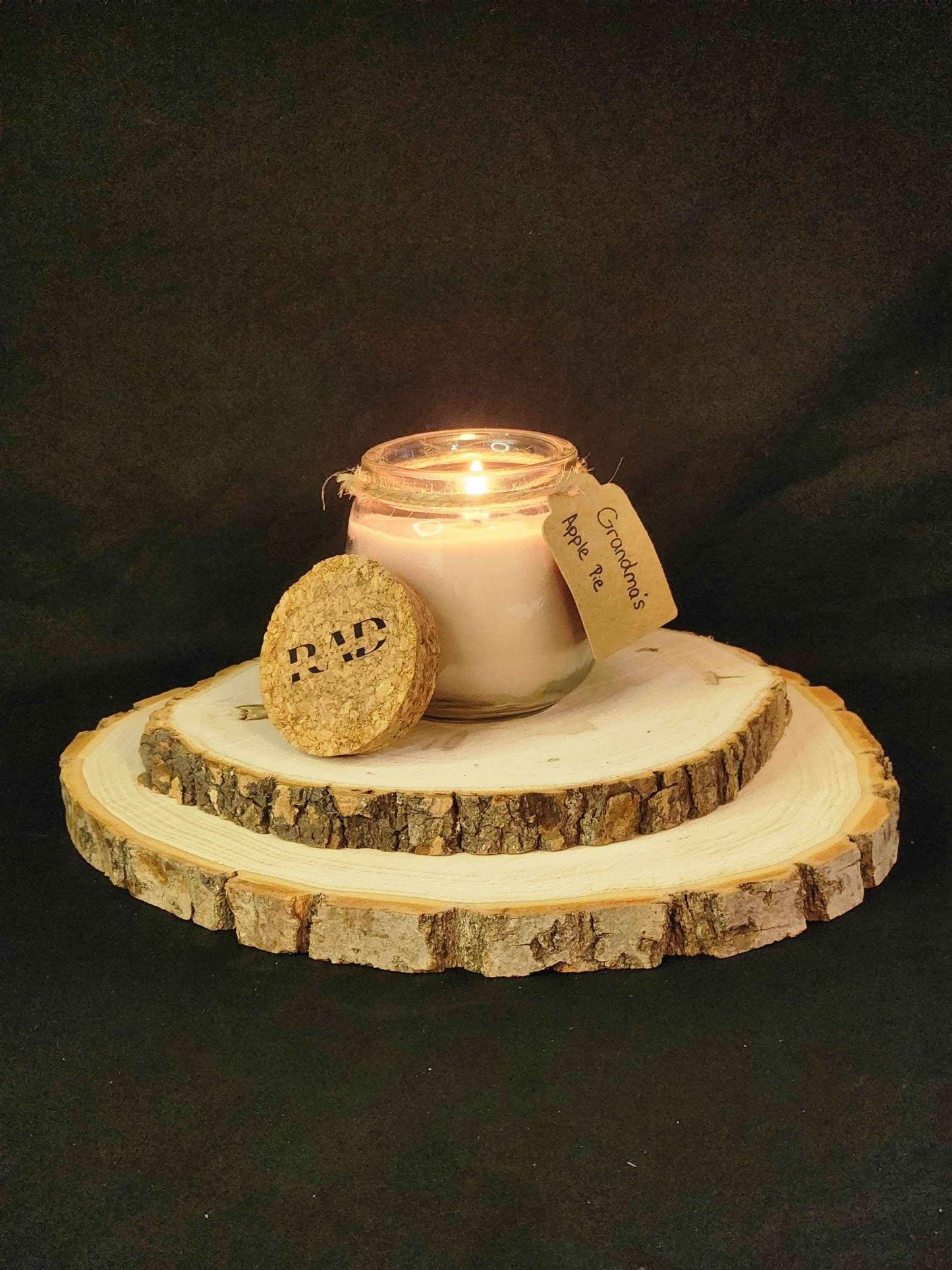 Apple Cinnamon Scented Soy Candle - Grandma's Apple Pie