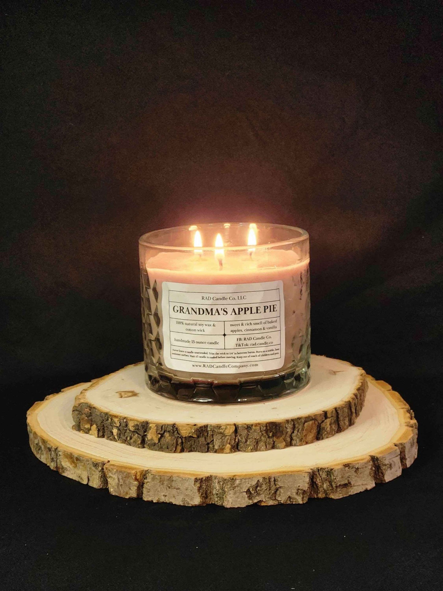Apple Cinnamon Scented Soy Candle - Grandma's Apple Pie