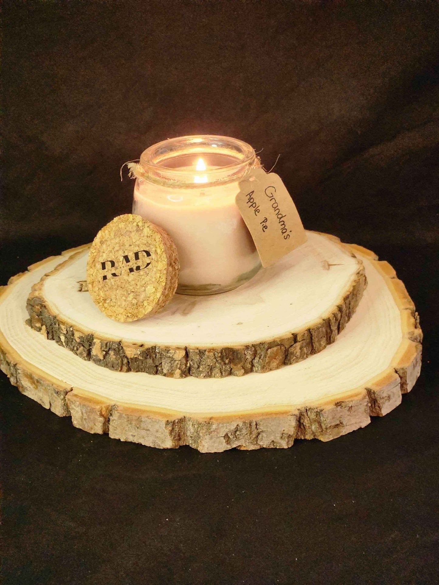 Apple Cinnamon Scented Soy Candle - Grandma's Apple Pie