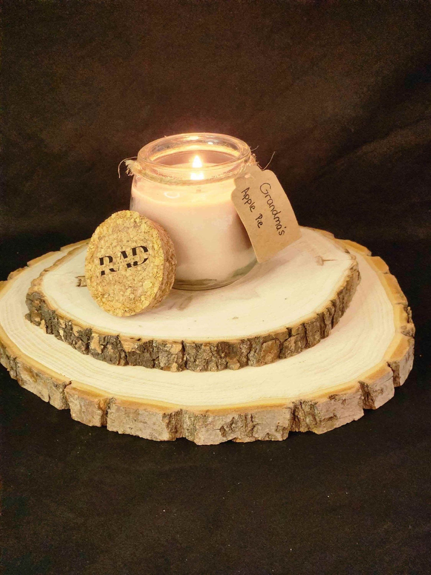 Apple Cinnamon Scented Soy Candle - Grandma's Apple Pie