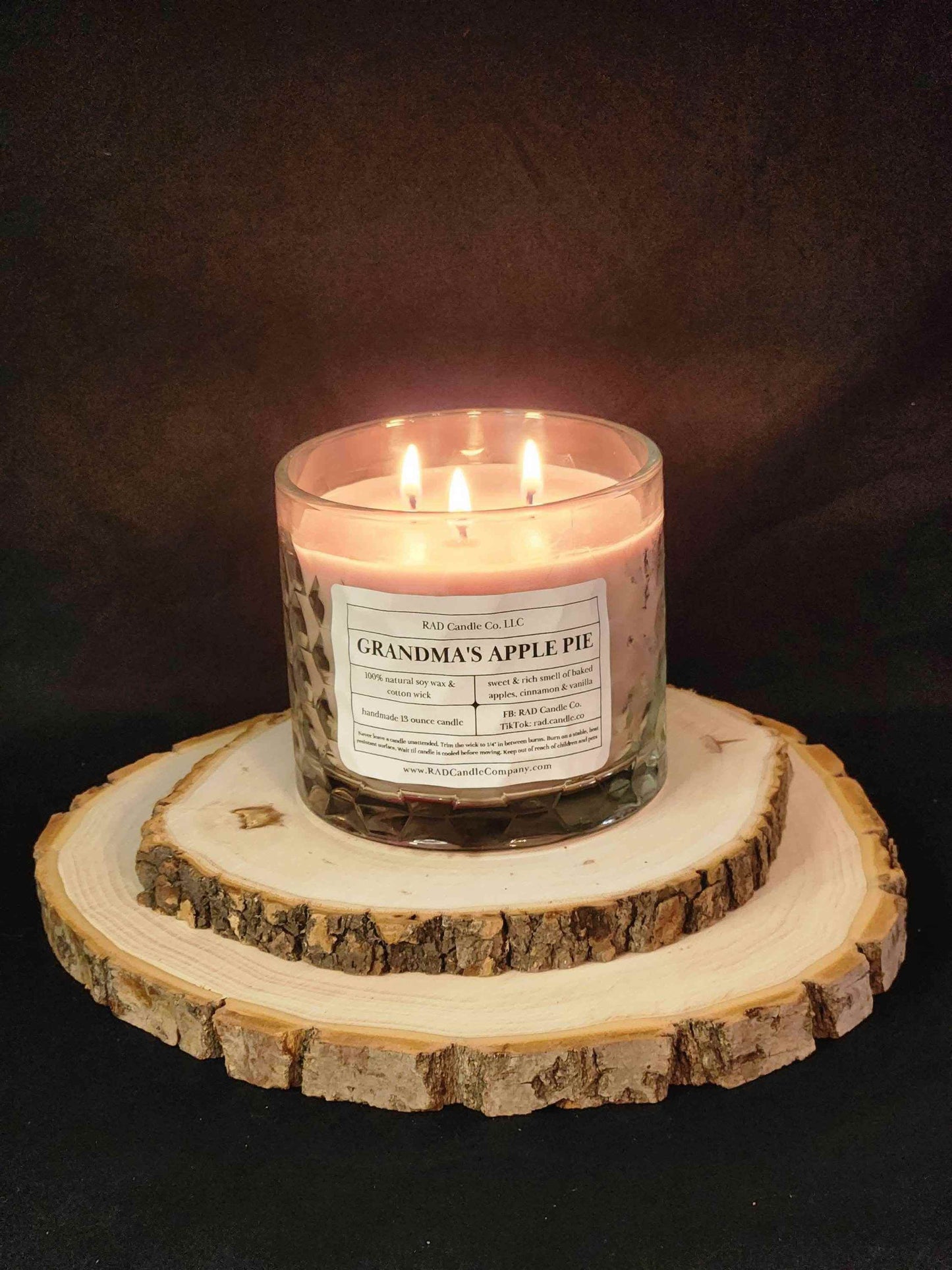 Apple Cinnamon Scented Soy Candle - Grandma's Apple Pie
