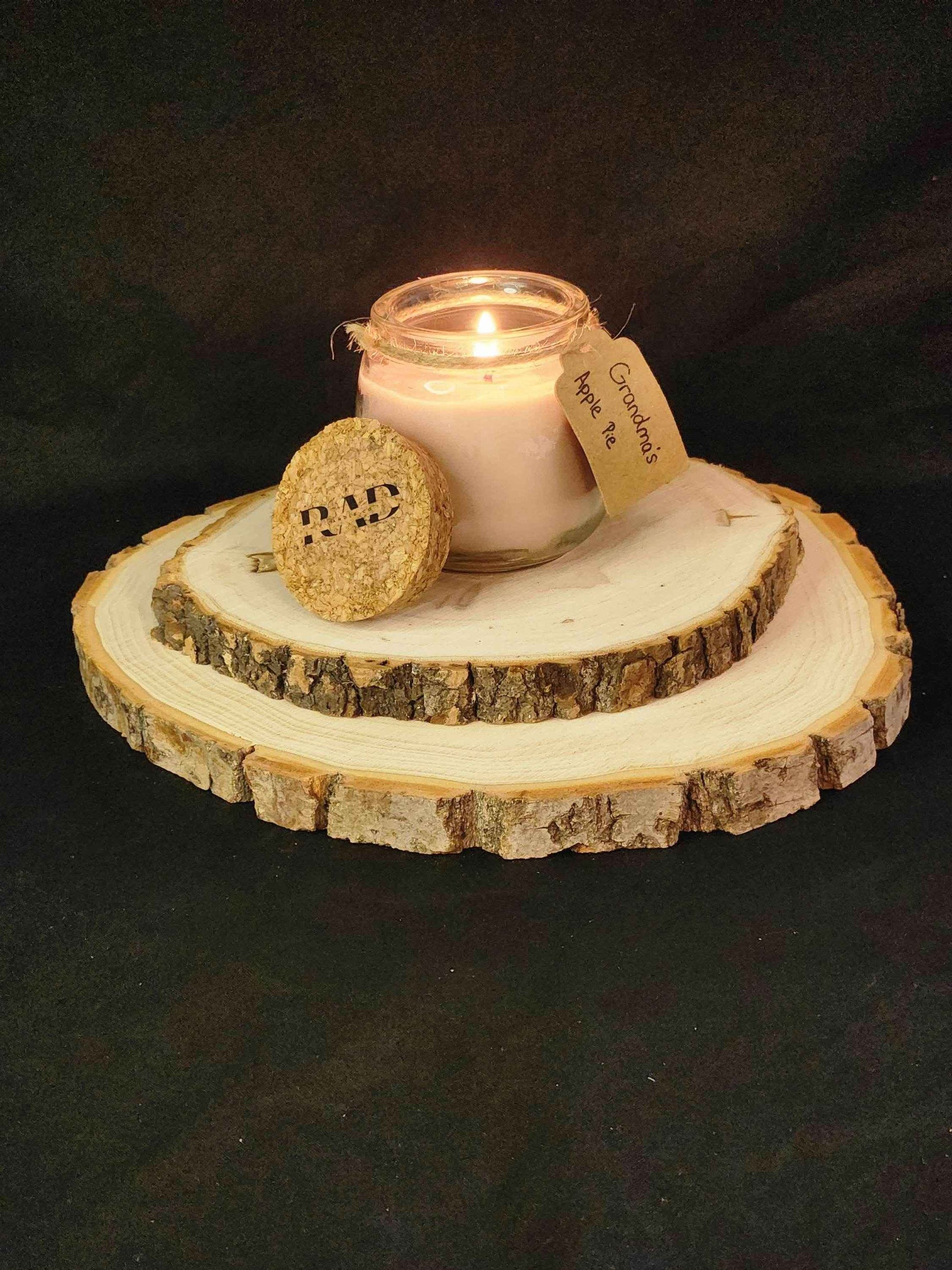 Apple Cinnamon Scented Soy Candle - Grandma's Apple Pie
