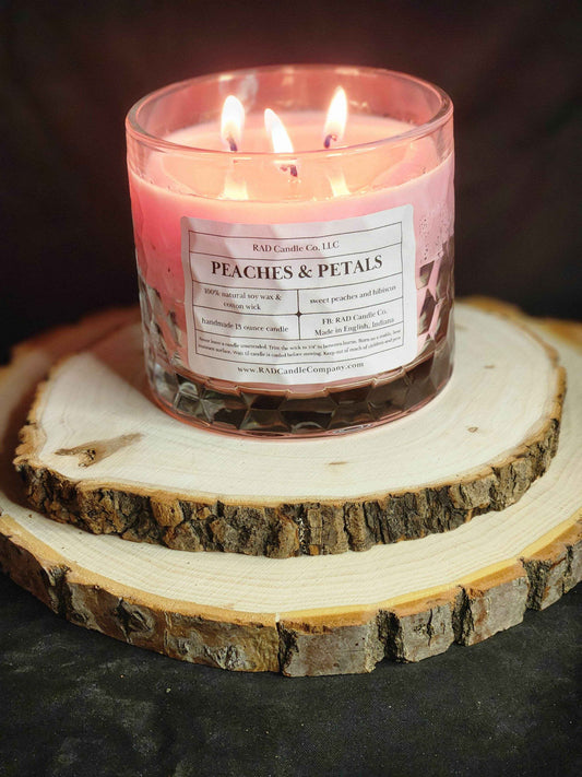 Peaches & Petals Soy Candle - Peaches & Hibiscus Scented Soy Candle